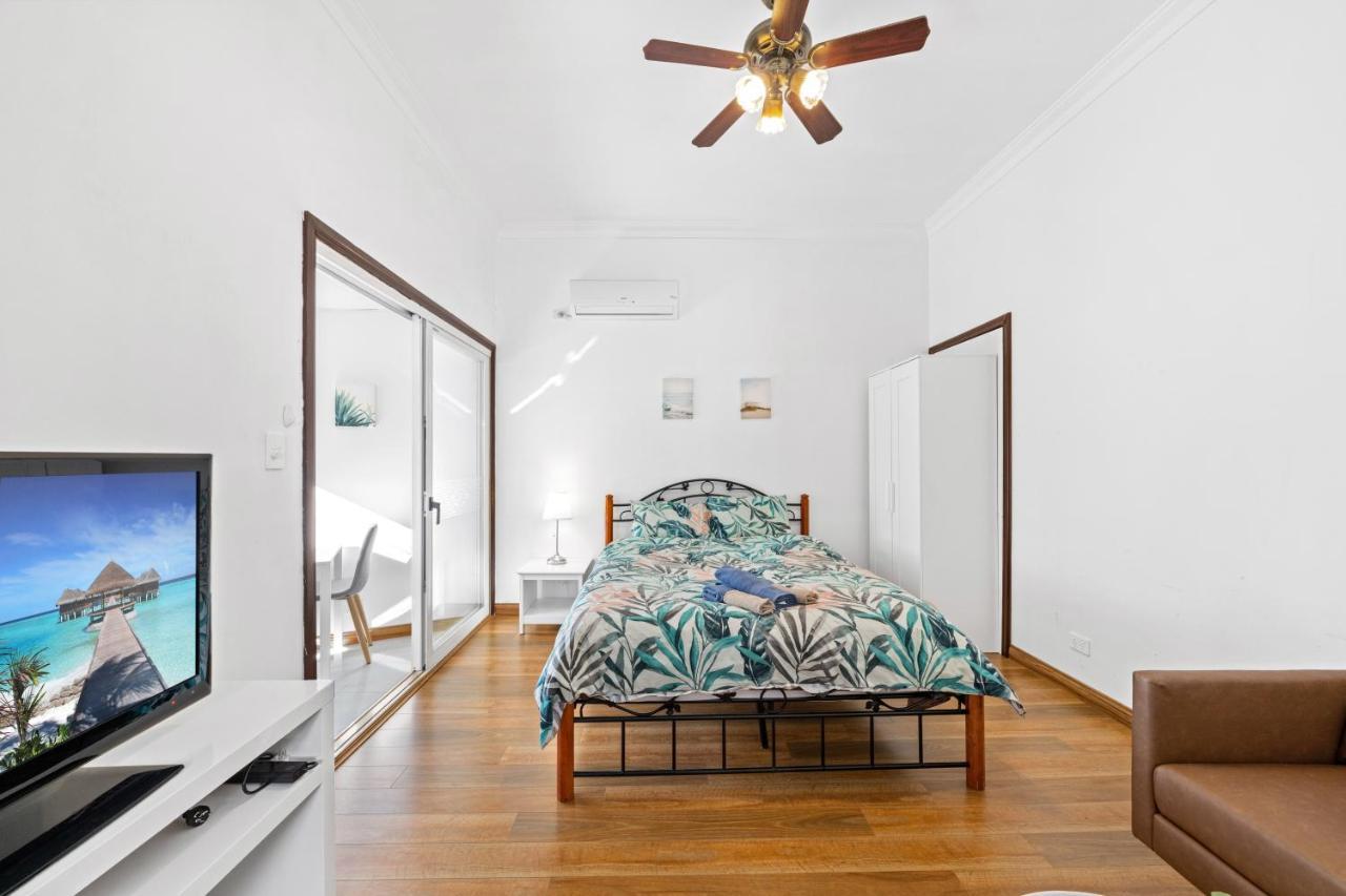 Spacious 1 Bedroom Guest House With Free Parking Sydney Zewnętrze zdjęcie